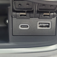 TOYOTA FORTUNER 2015-2025 REAR USB CONVERSION
