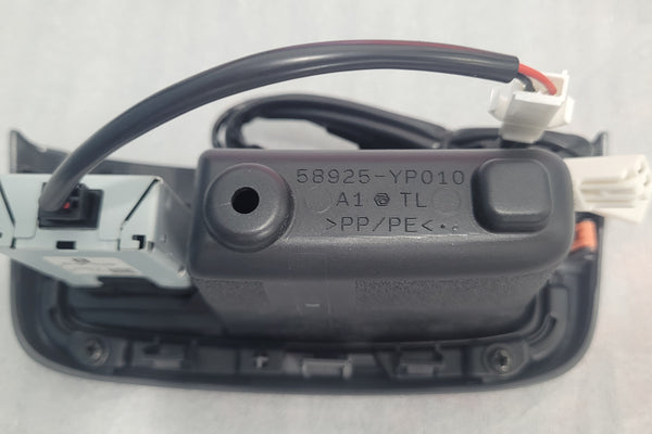 TOYOTA FORTUNER 2015-2025 REAR USB CONVERSION