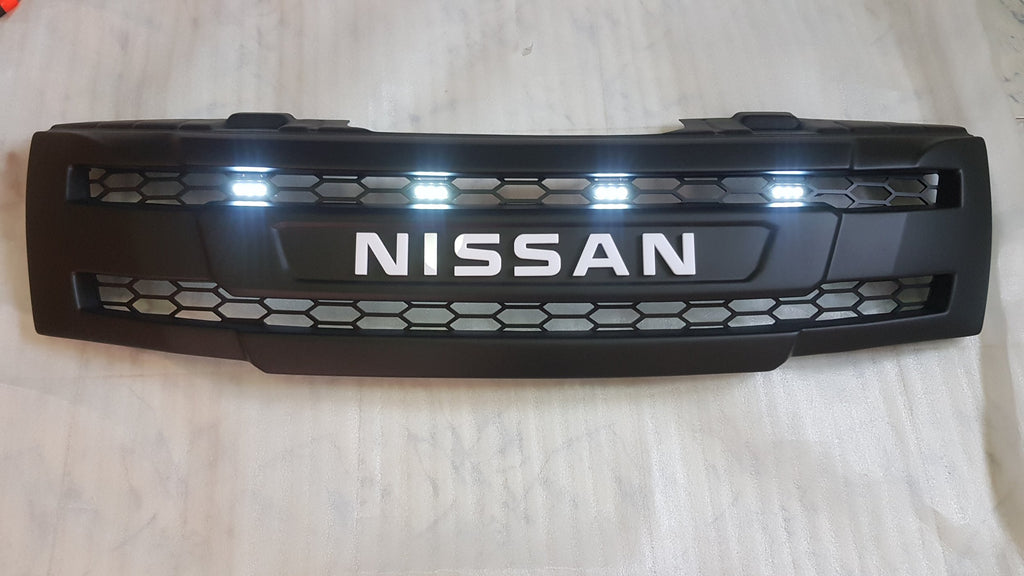 NISSAN NAVARA D40 GRILL WHITE NISSAN 2005-2010 PRE-FACELIFT