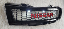 Load image into Gallery viewer, NISSAN NAVARA D40 GRILL NEW VERSION  2005-2010 PRE-FACELIFT  NEW RELEASE RED VERSION