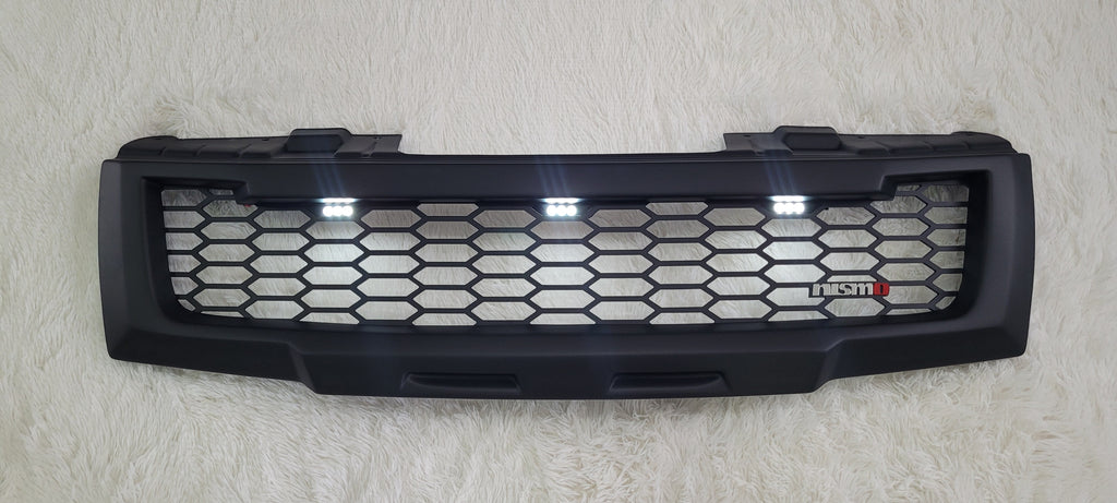 NISSAN NAVARA D40 GRILL NEW VERSION  2005-2010 PRE-FACELIFT PLAIN