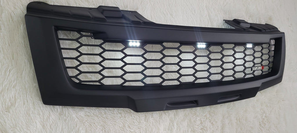 NISSAN NAVARA D40 GRILL NEW VERSION  2005-2010 PRE-FACELIFT PLAIN