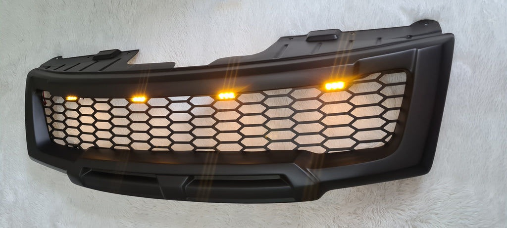 NISSAN NAVARA FACELIFT GRILL 2011-2015 MATT BLACK NO LOGO VERSION