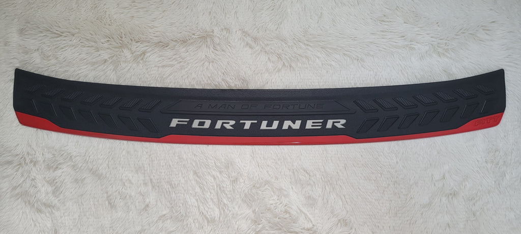 TOYOTA FORTUNER 2015-2024  BUMPER TRIM PROTECTOR FITT