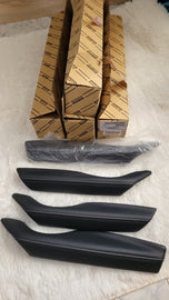 GENUINE SET ARMREST DOORS SET TOYOTA FORTUNER 2015-2025