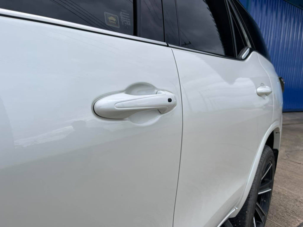 TOYOTA FORTUNER /HILUX   2015-2023 Full set complete door handles  White (040)