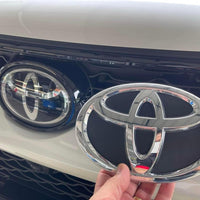 TOYOTA FORTUNER FACELIFT  2020-2025 GLASS GRILL LOGO