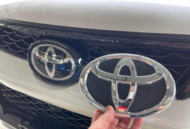 TOYOTA FORTUNER FACELIFT  2020-2025 GLASS GRILL LOGO