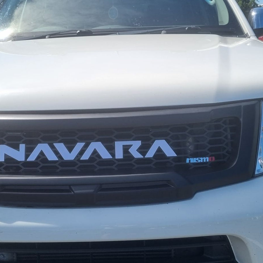 NISSAN NAVARA FACELIFT GRILL 2011-2015 FULL GRILL WHITE LOGO