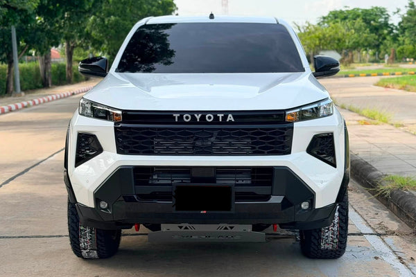 *SPECIAL COMBO * GENUINE GRILL+ TAILGATE LOGO