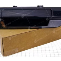 Toyota Hilux tailgage trim replacement