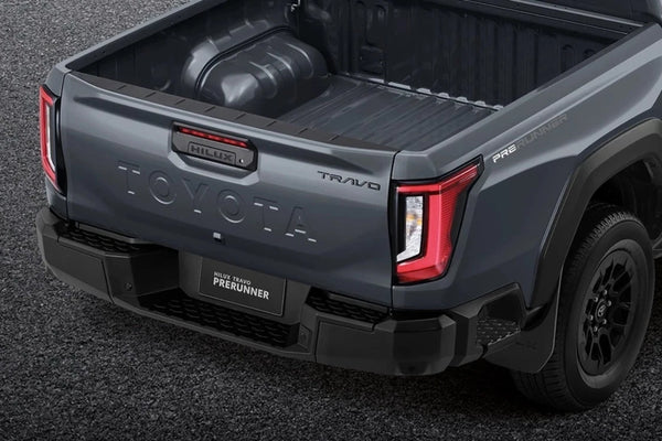 GENUINE BODY CLADDING SIDE MOLDING BLACK TRIM  FITS TOYOTA HILUX  2026 4 DOOR