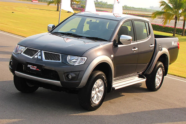 MITSUBISHI L200 GRILL ABS 2005-2010