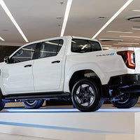 New Hilux  Body Side Molding Red Black Front Rear Left Right Door Garnish