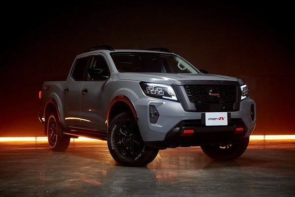 Nissan Navara D23 NP300 Frontier truck PRO-4X 2014-present RED/BLACK LOGOS (Copy)