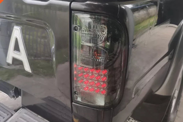 TOYOTA HILUX DEPO LED SMOKE TAIL LIGHT REAR LAMP PAIR UTE LN147 LN167 LN174 98-04