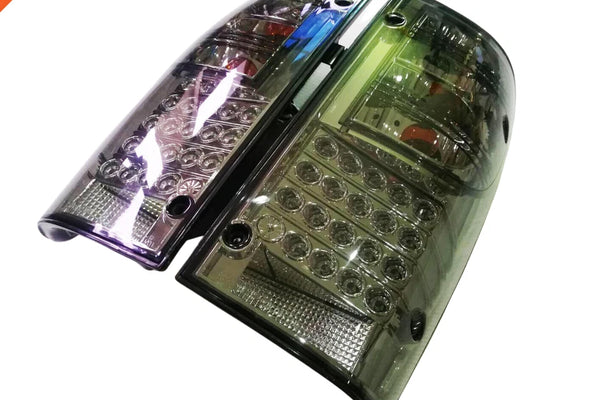 TOYOTA HILUX DEPO LED SMOKE TAIL LIGHT REAR LAMP PAIR UTE LN147 LN167 LN174 98-04